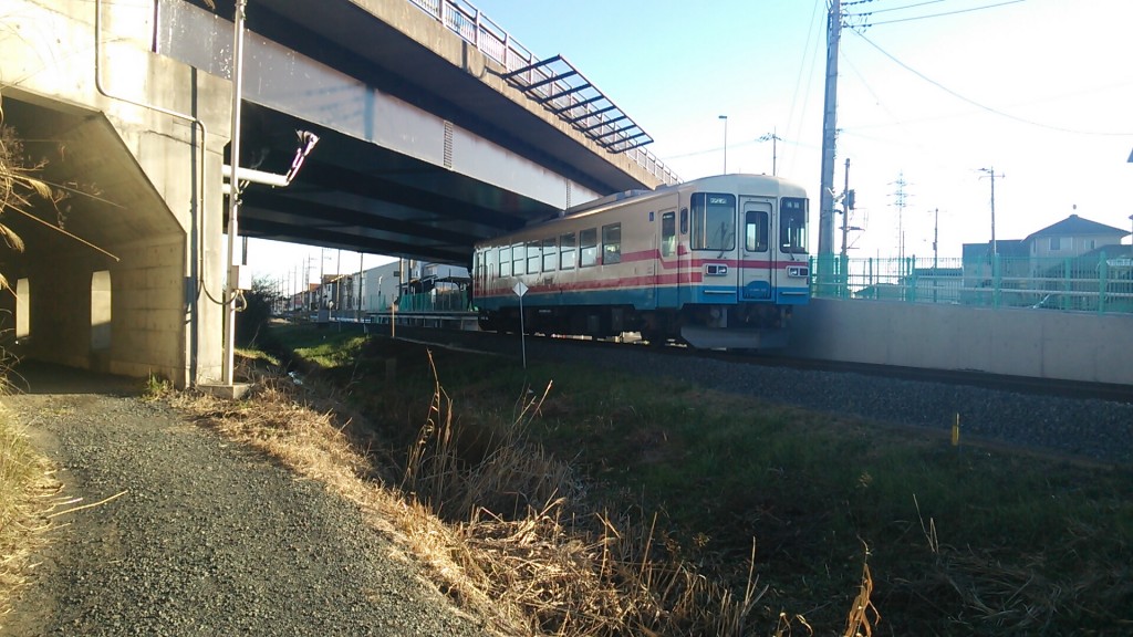 高田の鉄橋駅ホーム